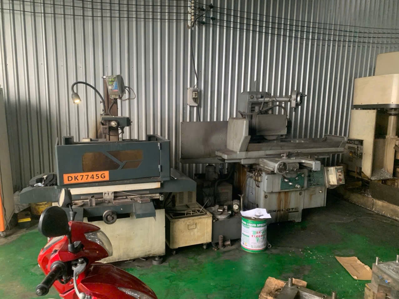 Wire cutting machine & grinding machine.jpg